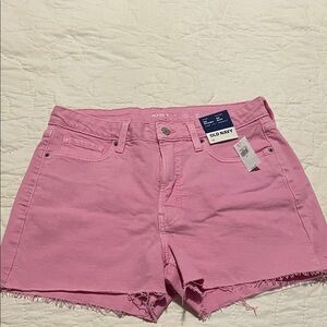 Old Navy Women's Vibrant Pink Jean Shorts. New with tags.